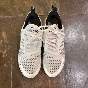 Nike air 270